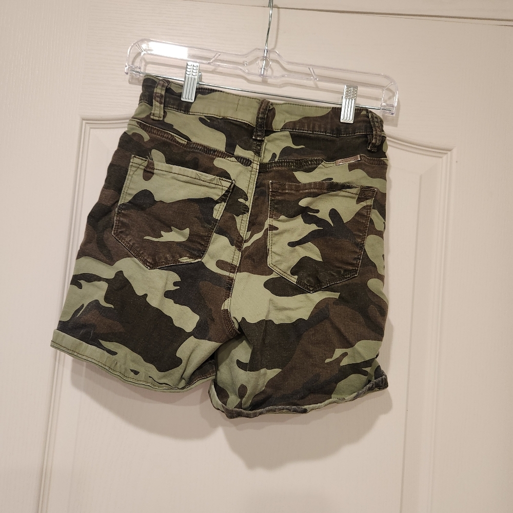 KanCan Camo Jean Shorts Size S Euc - Picture 2 of 4